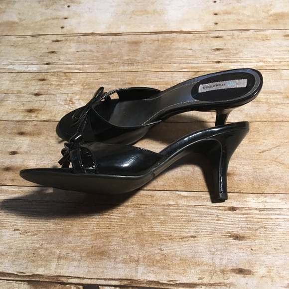 Black slip on heels - Picture 4 of 6